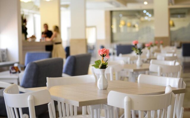 Tsell Harim Hotel