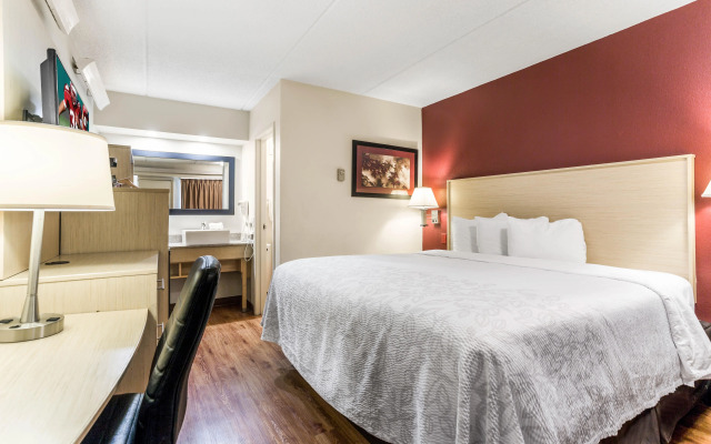 Red Roof Inn PLUS+ Nashville North - Goodlettsville