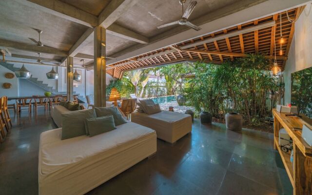 Villa Teman-Luxury 4BR Villa in Seminyak