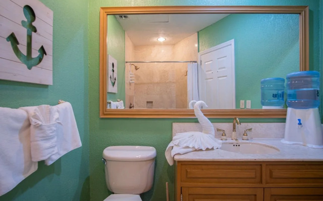 Casa Frida Massive Condo Sleeps up to 12!