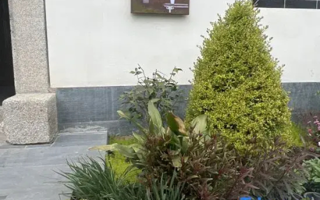 Huangshan Lvyetang High-end Boutique B&B