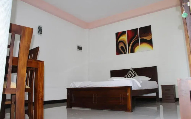 Oyo 467 Lioni Holidays Villa