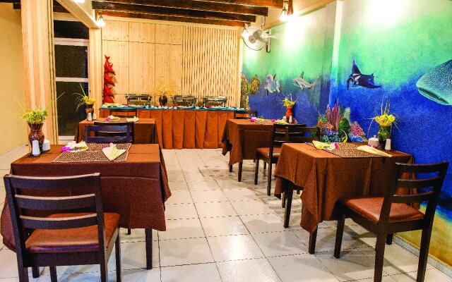 South Ari Inn