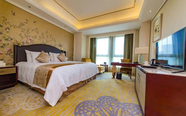 Shangyu Tianyue Grand New Central Hotel