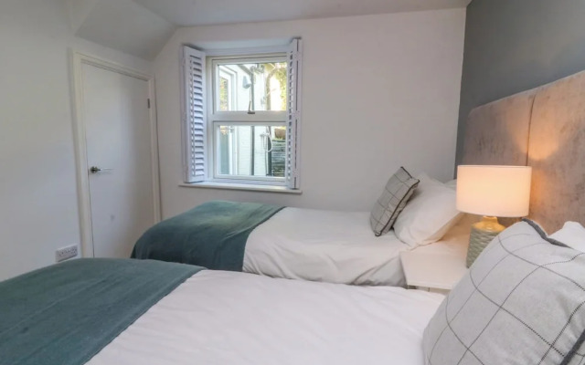 1 Gibraltar Terrace