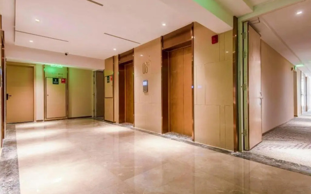 Ji Hotel (Kunming Joy City Store)