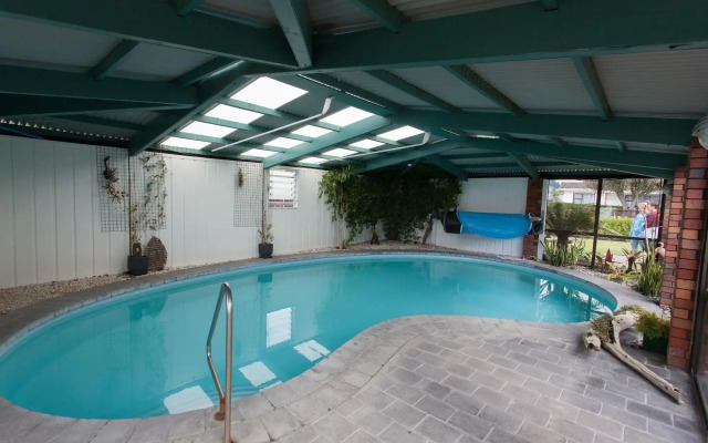 Alton Lodge Motel