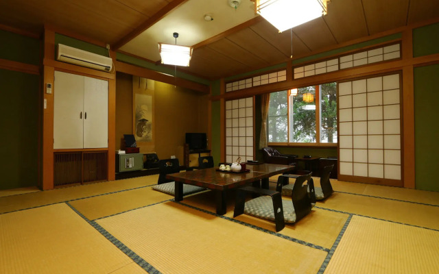 Okuhida Onsengo Shinhirayu Onsen Miyamaso