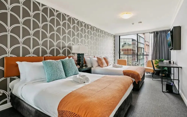 Kozyguru | Haymarket | 2 Bedroom Studio Apartments On George St – Guest Rooms – Sydney