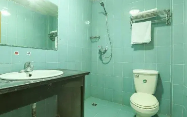 Changxing Zhenxu Hotel