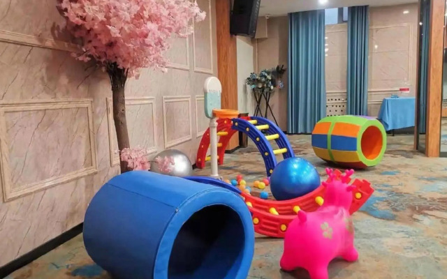 Silk Road Mandarin Hotel