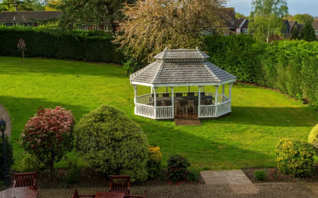 London Chigwell Prince Regent Hotel, BW Signature Collection