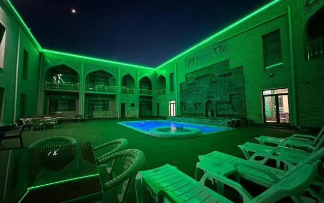 Khiva Silk Road (Хива Силк Роад)