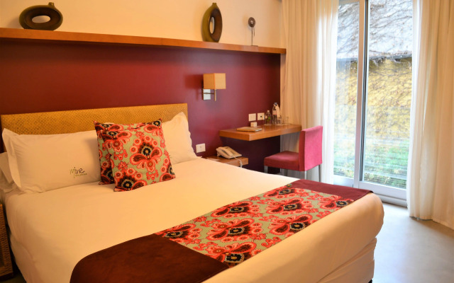 Mine Hotel Boutique