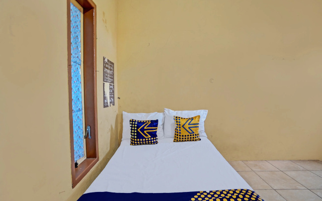 Hotel O Lili Kost SyariahNearKetapang Royal City