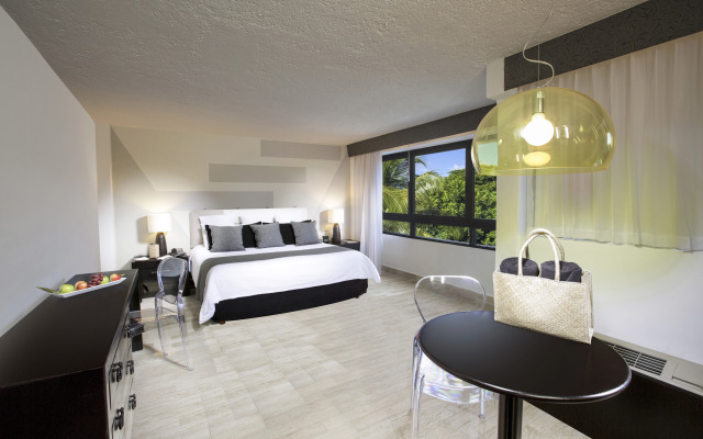 Oh! Oasis Urban Hotel