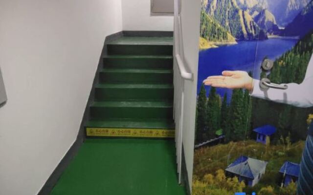 Tieqi Youth Apartment
