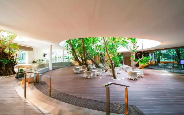 Tambuli Seaside Resort and Spa