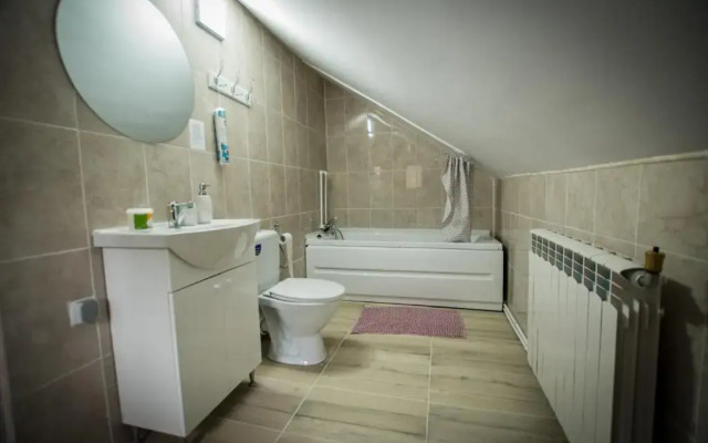 Cazare La Piatra Buhei