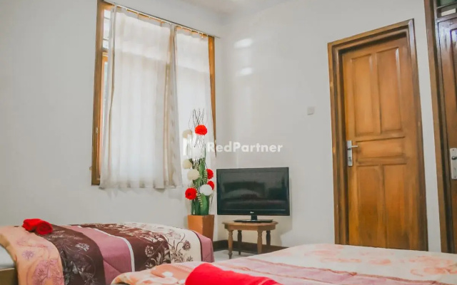 Villa Mawar Adinda Kuningan Syariah RedPartner