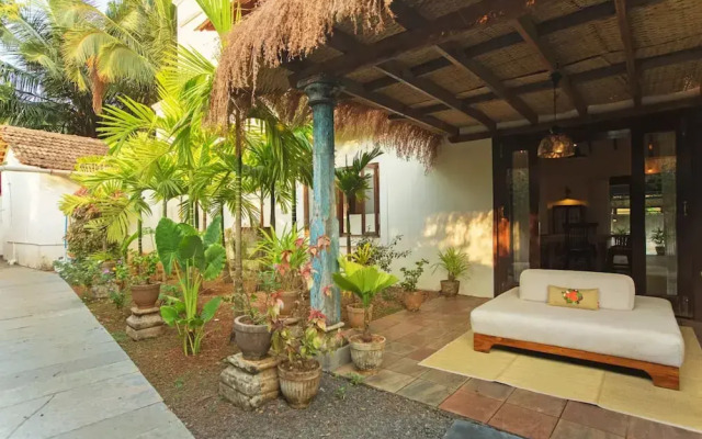 Salt by Hireavilla - 4BR w Heated Pool in Siolim