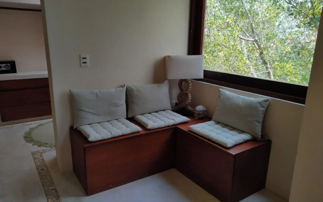 Casa Punta Coco & Beach Club