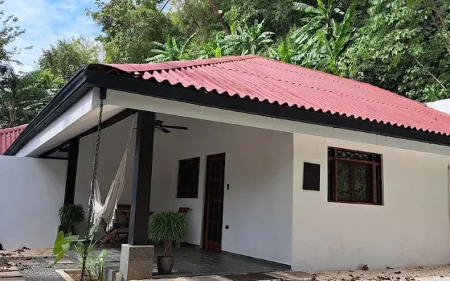 Zoa Villas - 2 minutes to the beach