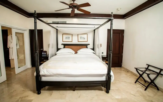 Casa Colonial Beach & Spa