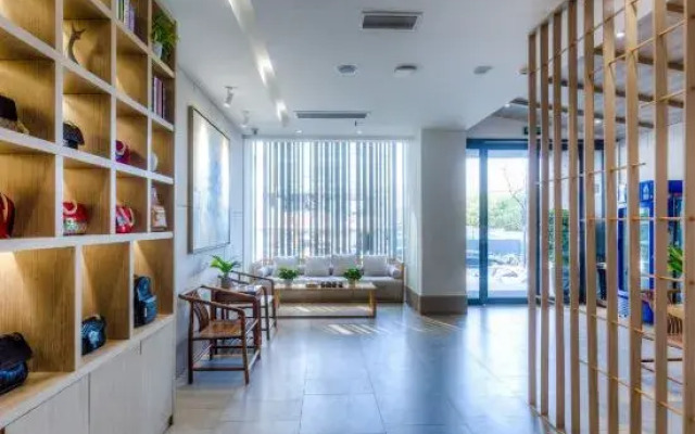 Zhengzhou Jujing Hotel