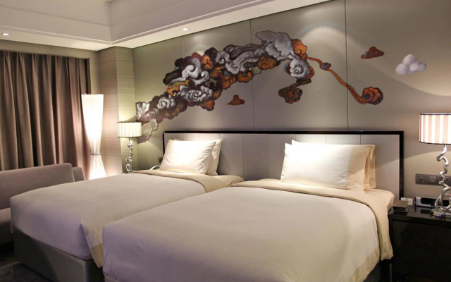 Modern Classic Hotel