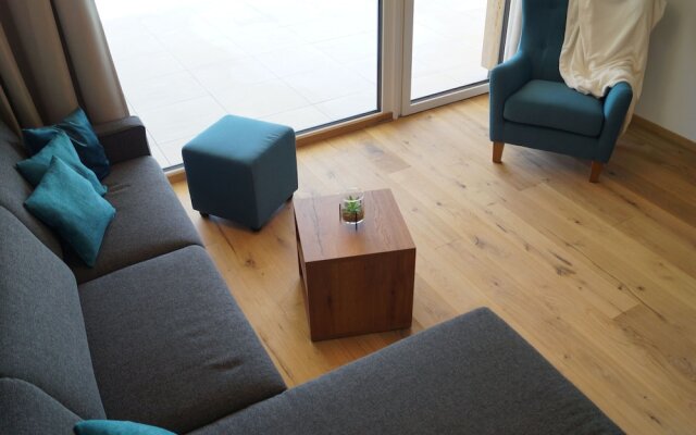 Modern, Luxury Apartment in the Center Mariapfarr