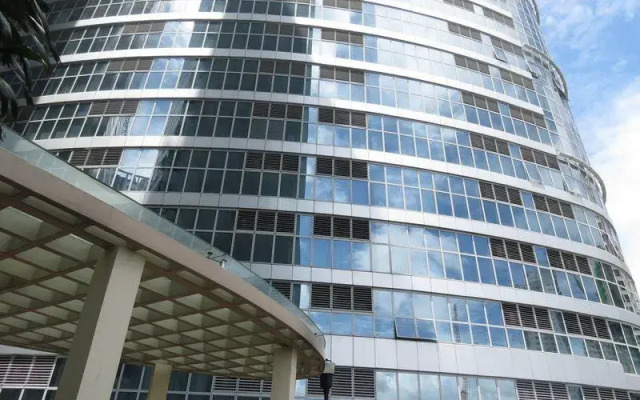 One Bedroom Suite at One Central Makati
