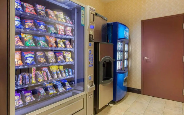 Comfort Inn & Suites