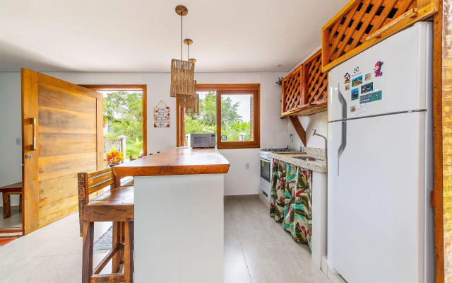 Casa 3Q c/ churrasq. 800m da praia RJU8301