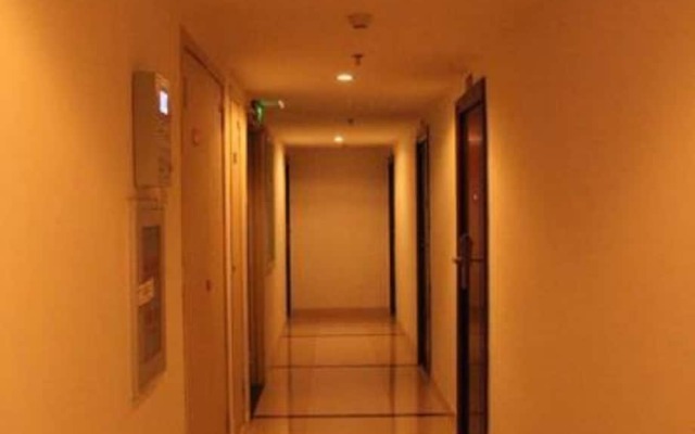 Vyluk Hotel - Chengdu Chunxi Road, No.2 Municipal Taiguli