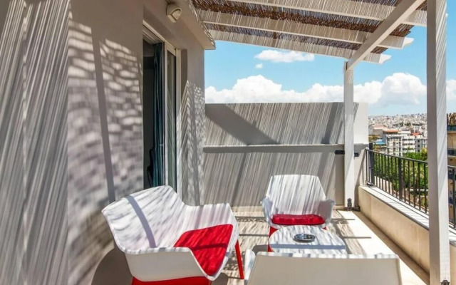 Beautiful View 8floor Loft Apartment in Athina