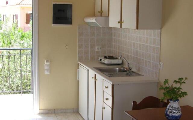 Pythos Studios and Apartments