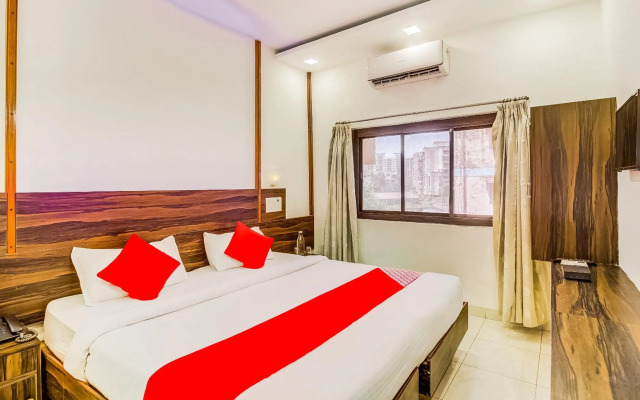 OYO Flagship 19825 Hotel Panchratna