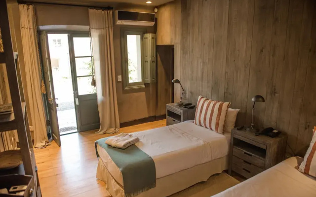 Estancia La Paz Hotel