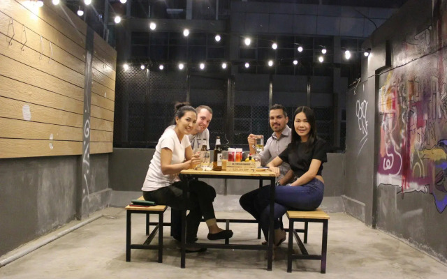 Din Space Bangkok