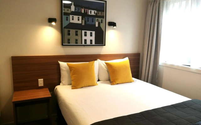 The Victoria Hotel Dunedin