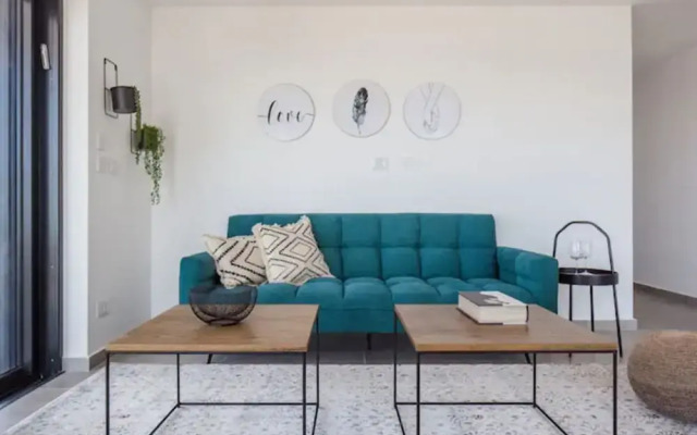 O&O Group-Magical 4BR Panoramic Sea View