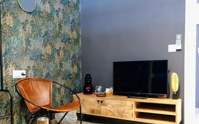 Carmen Rooms