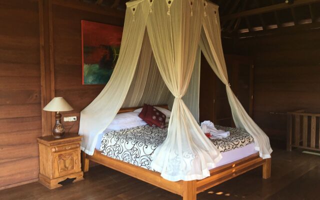 Sari Bamboo Villas