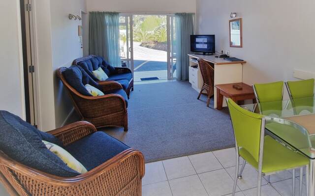 ASURE Admirals View Motel