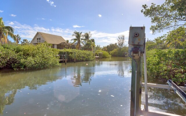 2464 Blind Pass Court