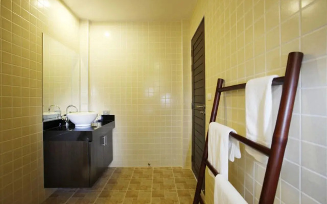 Exotic Boutique 4BR Pool Villa Toya
