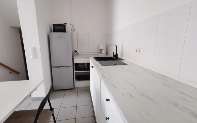 Apartment Close to Lake Ferienwohnung Seenah