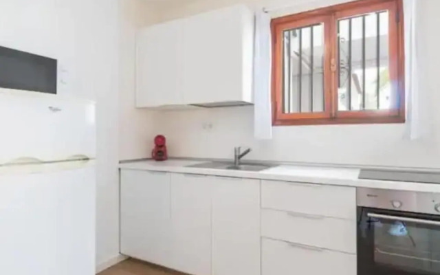 Central 2bedroom 200m From Beach