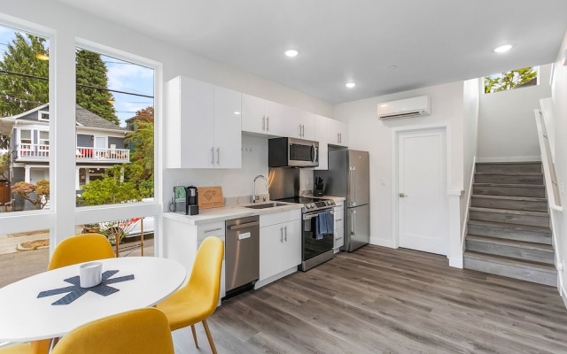 Dragonstone Sweet Suite